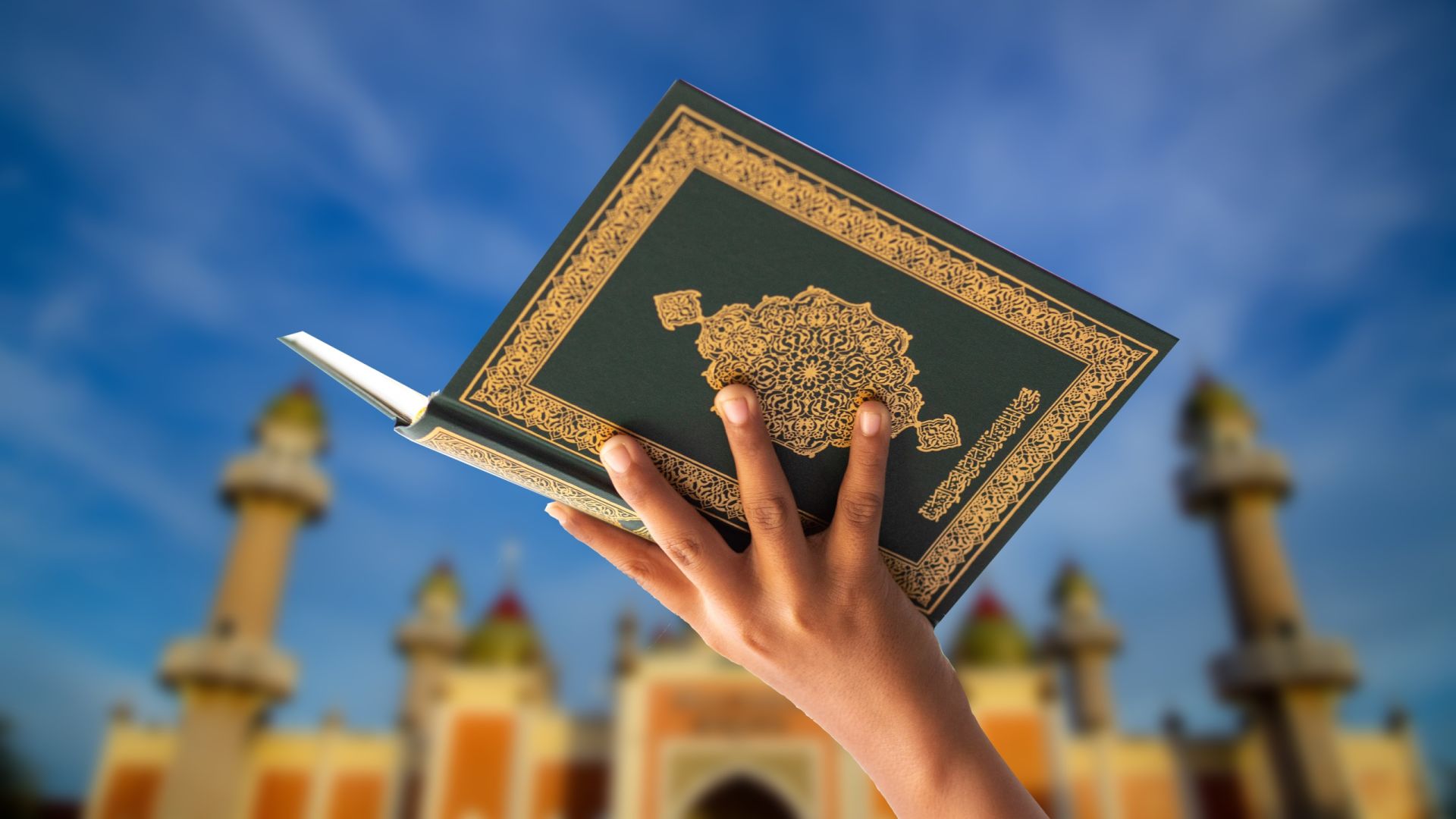 wp-content/uploads/2026/07/thequranisentirelycentredaroundtawhid-intro.jpg
